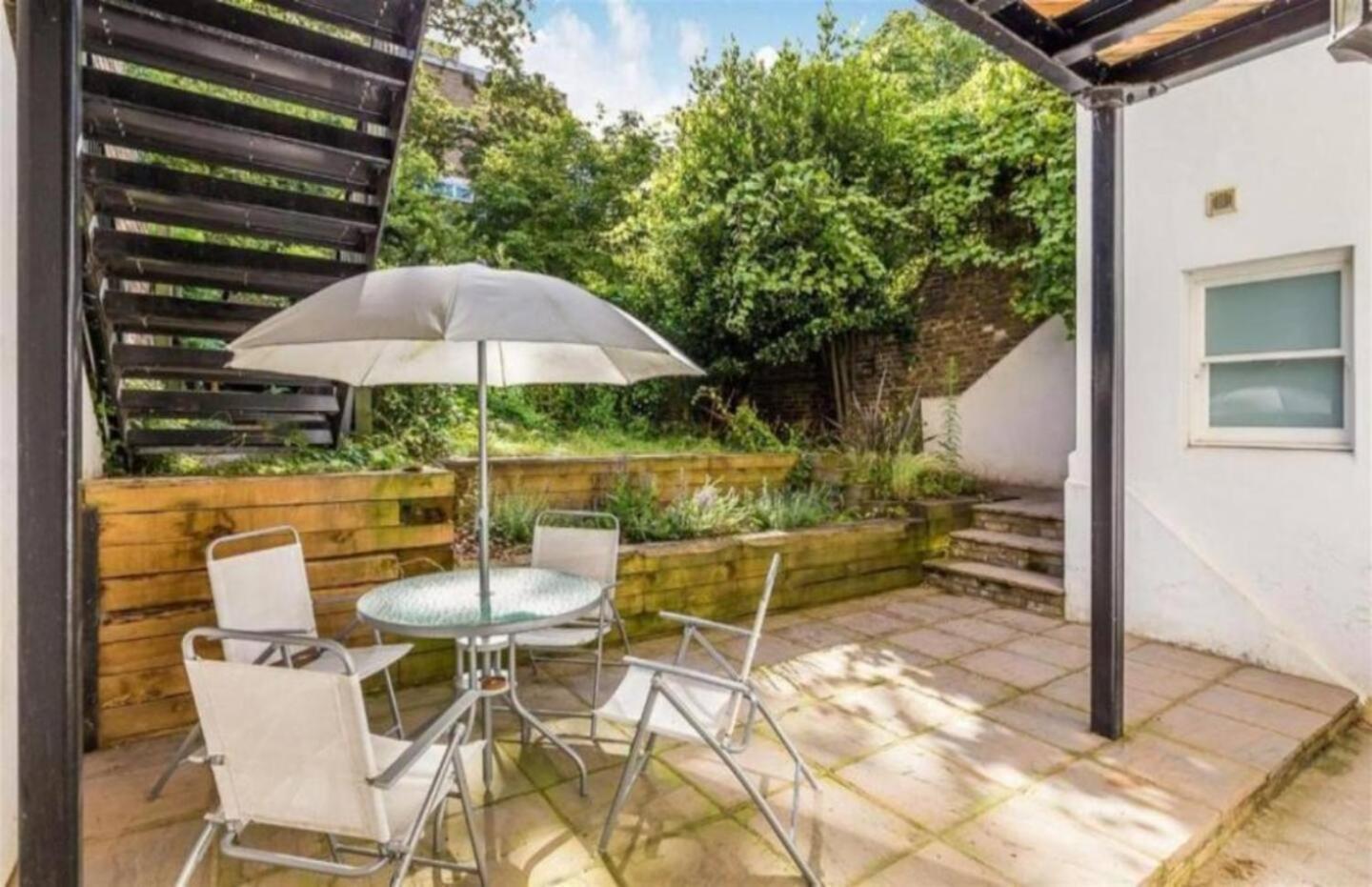 Niru Experience Luxury Boutique Garden 2bd 2ba Londra