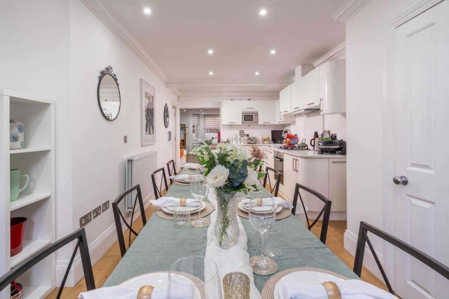 Appartamento Niru Experience Luxury Boutique Garden 2bd 2ba
